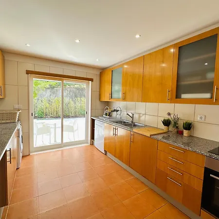 Taliena * Αλμπουφέιρα