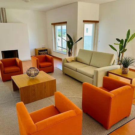 Taliena Αλμπουφέιρα